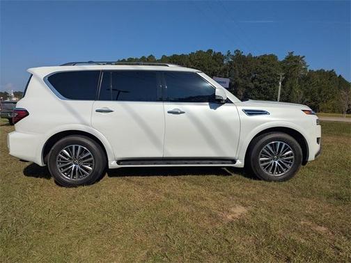 2023 Nissan Armada SL