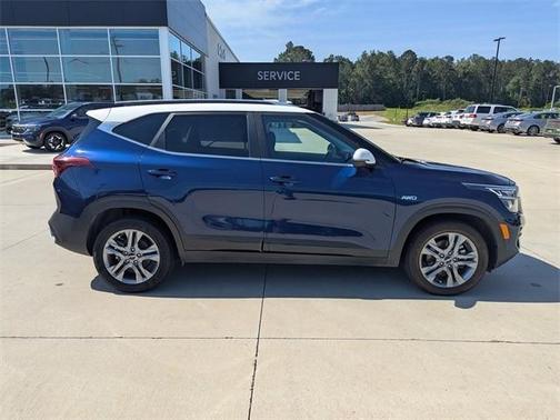 2023 Kia Seltos S