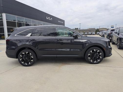 Metal 2026 Kia Sorento EX