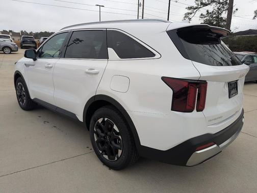 Glacial White Pearl 2026 Kia Sorento S