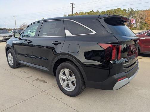 Ebony Black 2026 Kia Sorento LX