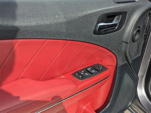 2013 Dodge Charger R/T