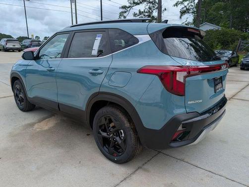 Blue 2026 Kia Seltos EX