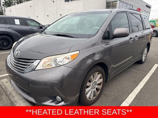 2013 Toyota Sienna XLE