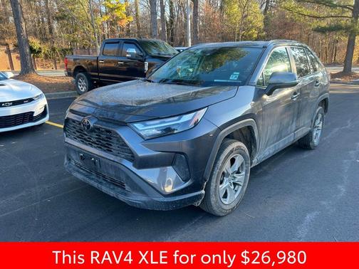 2023 Toyota RAV4 XLE