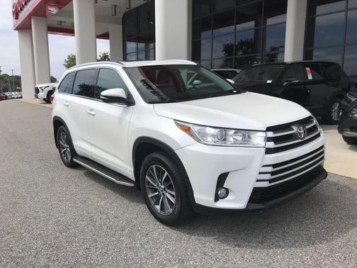 2017 Toyota Highlander XLE