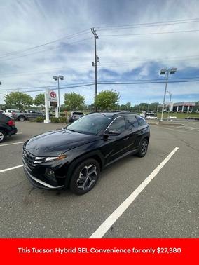 Black Pearl 2024 Hyundai TUCSON Hybrid SEL Convenience