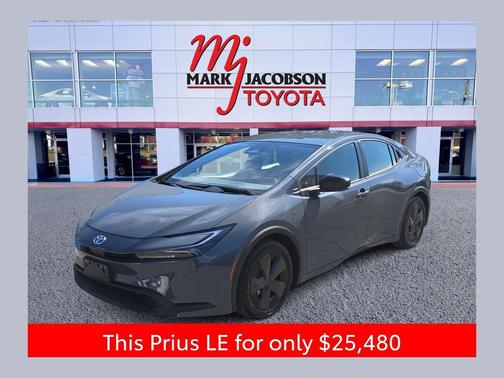 2025 Toyota Prius LE