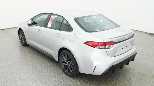 Classic Silver Metallic 2026 Toyota Corolla SE