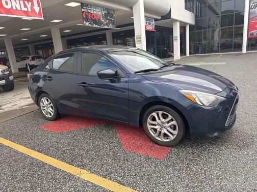 2017 Toyota Yaris iA Base
