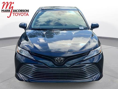 2020 Toyota Camry XLE