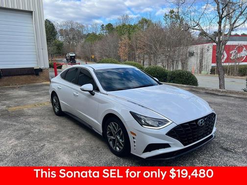 2022 Hyundai SONATA SEL
