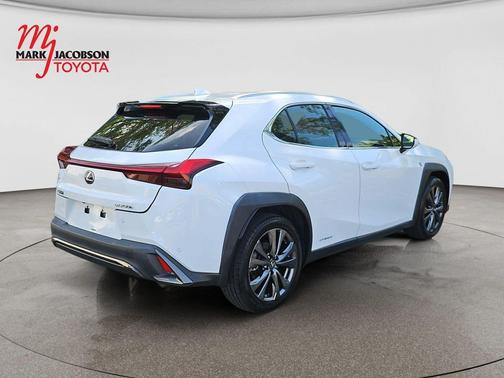 Ultra White 2019 Lexus UX 250h F Sport