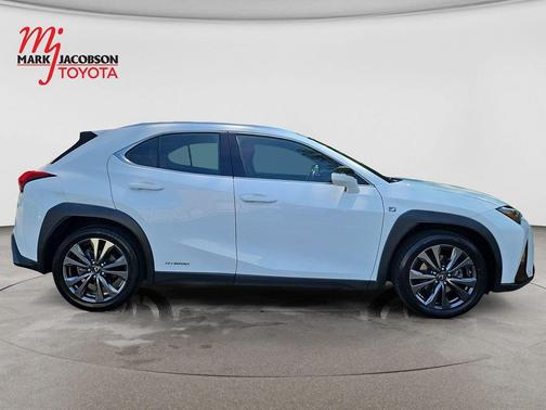 Ultra White 2019 Lexus UX 250h F Sport