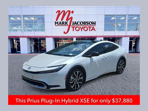Wind Chill Pearl 2026 Toyota Prius Plug-In Hybrid XSE