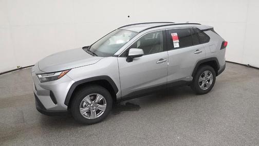 2025 Toyota RAV4 Hybrid SE