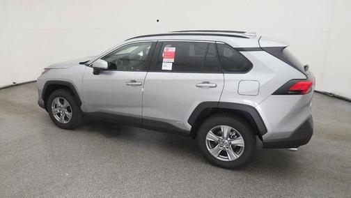 2025 Toyota RAV4 Hybrid SE