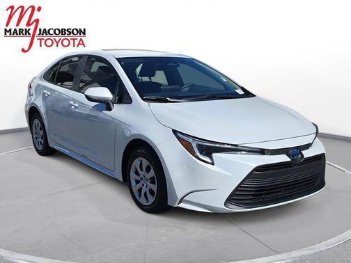 2024 Toyota Corolla Hybrid LE