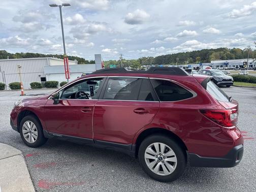 2018 Subaru Outback 2.5i Premium