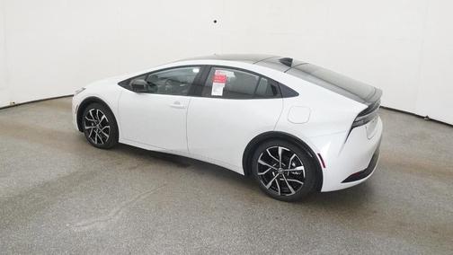 2026 Toyota Prius Plug-In Hybrid 