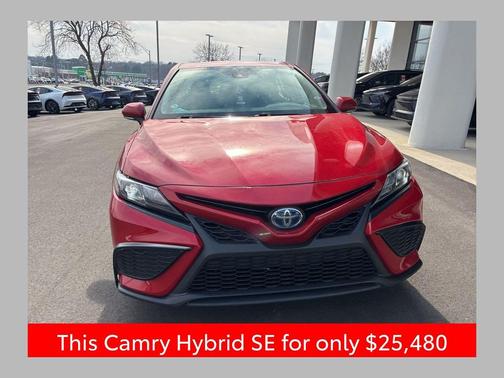 2022 Toyota Camry SE