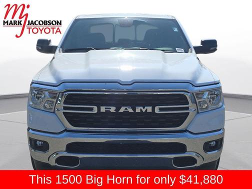 Bright White Clearcoat 2024 RAM 1500 Big Horn/Lone Star