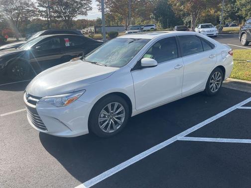 2017 Toyota Camry XLE
