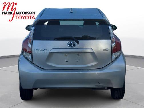 2016 Toyota Prius c Four