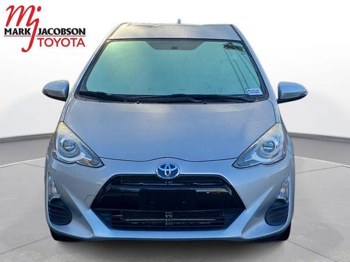 2016 Toyota Prius c Four