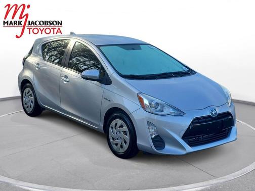 2016 Toyota Prius c Four