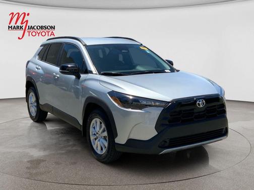 Sonic Silver 2026 Toyota Corolla Cross LE