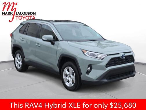 2021 Toyota RAV4 Hybrid XLE