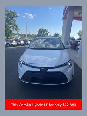 Wind Chill Pearl 2025 Toyota Corolla Hybrid SE