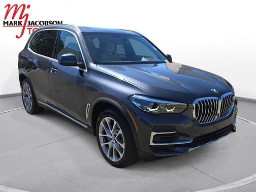 Arctic Grey Metallic 2022 BMW X5 sDrive40i