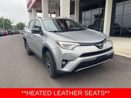 Silver Sky Metallic 2017 Toyota RAV4 SE