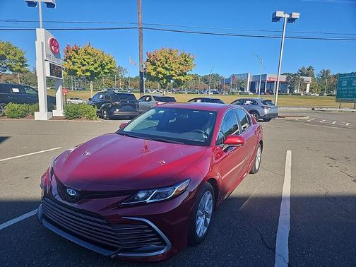 2022 Toyota Camry LE