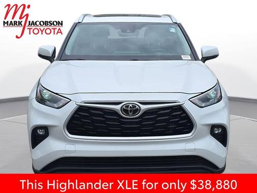 Wind Chill Pearl 2024 Toyota Highlander XLE