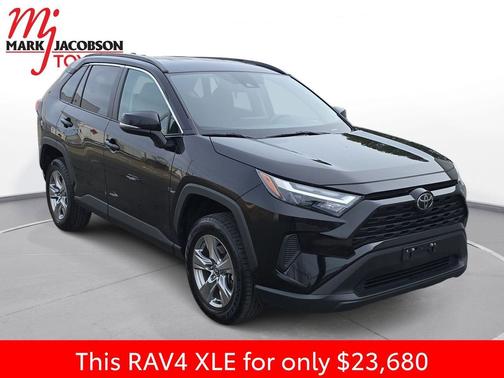 2024 Toyota RAV4 XLE