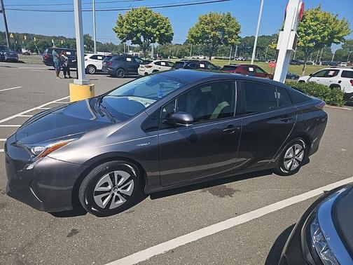 2017 Toyota Prius Four