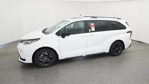 2025 Toyota Sienna XSE 7 Passenger