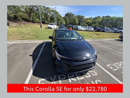 Midnight Black Metallic 2024 Toyota Corolla SE