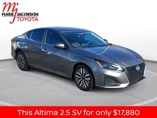 2023 Nissan Altima 2.5 SV
