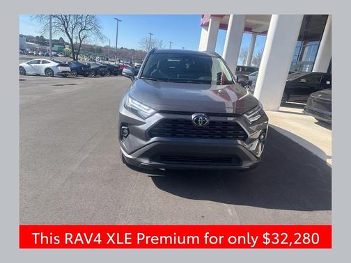 2023 Toyota RAV4 XLE Premium