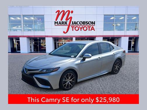 Celestial Silver Metallic 2024 Toyota Camry SE
