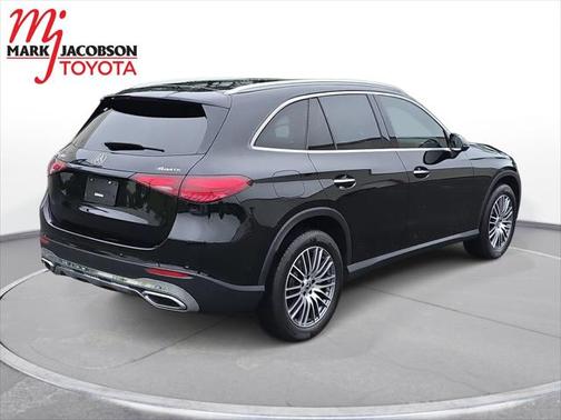 2024 Mercedes-Benz GLC 300 4MATIC