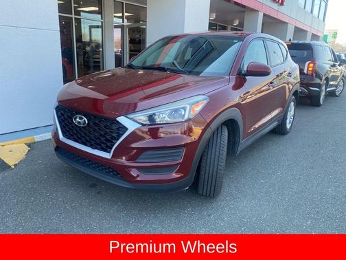 Gemstone Red 2019 Hyundai TUCSON SE