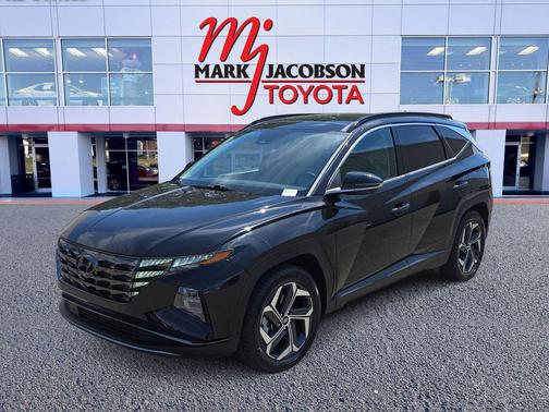 Phantom Black 2022 Hyundai TUCSON Limited
