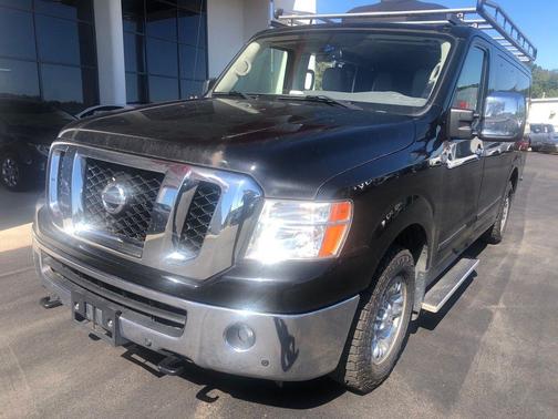 2019 Nissan NV Passenger NV3500 HD SL V8