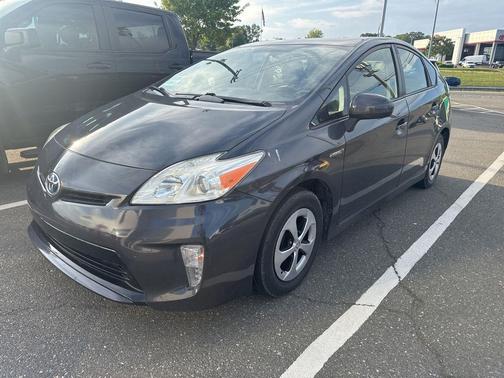 Winter Gray Metallic 2013 Toyota Prius Two