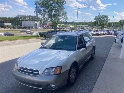 2001 Subaru Outback Base